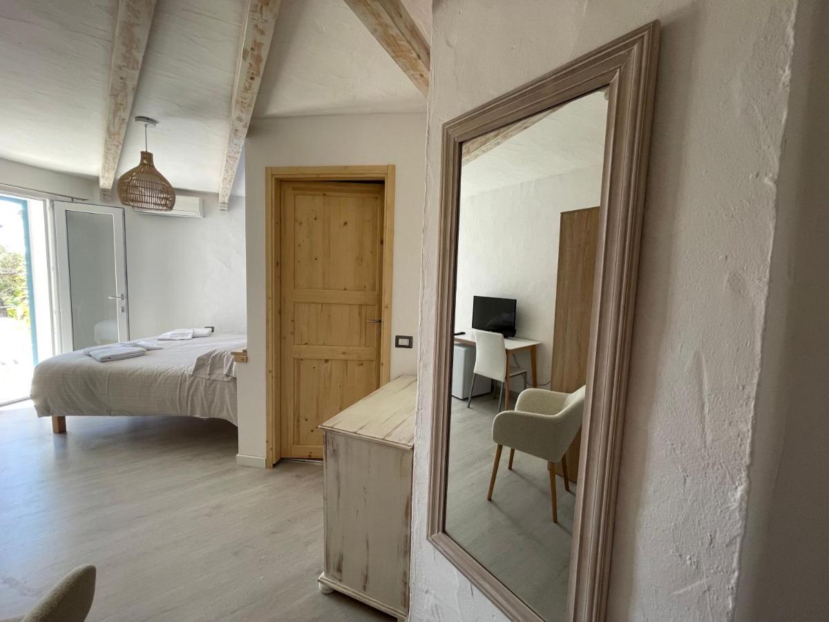 Bed and Breakfast Domus de Diana Olbia Exterior foto